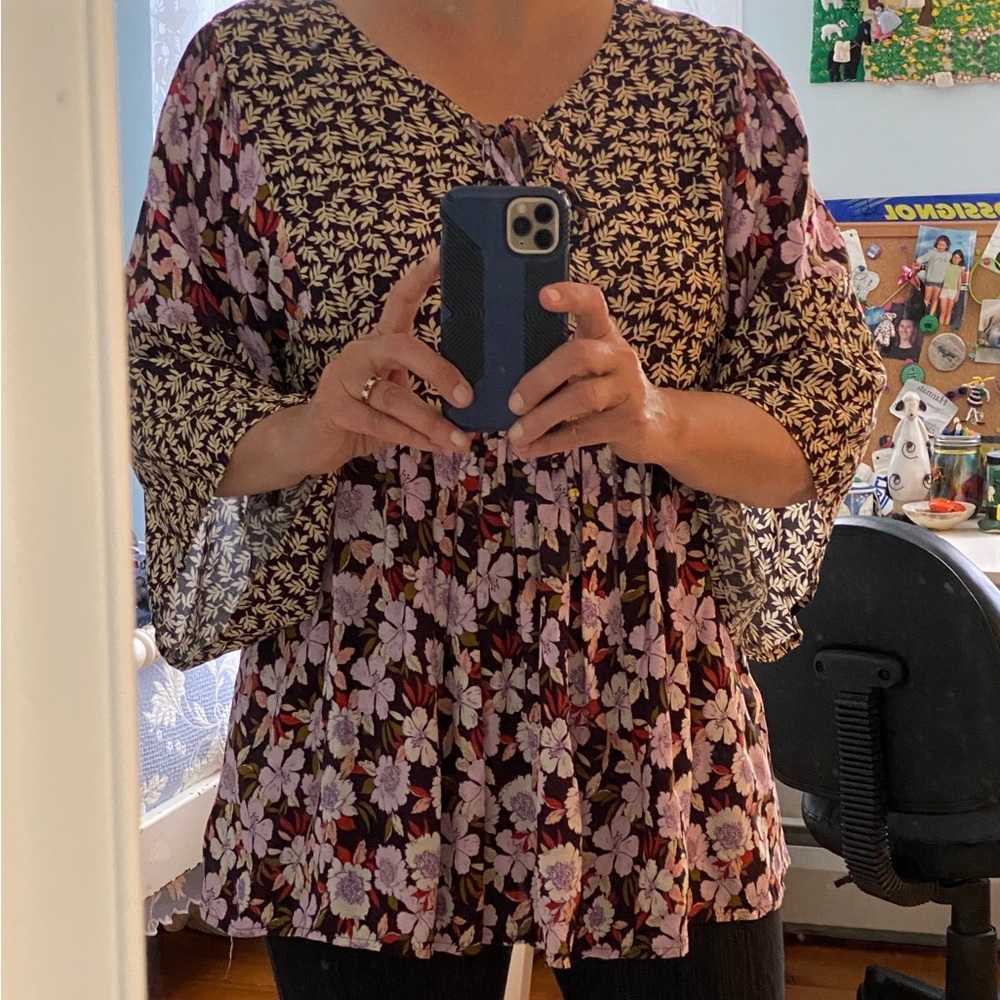 Jade by Johnny Was kimono style multi floral print tunic top